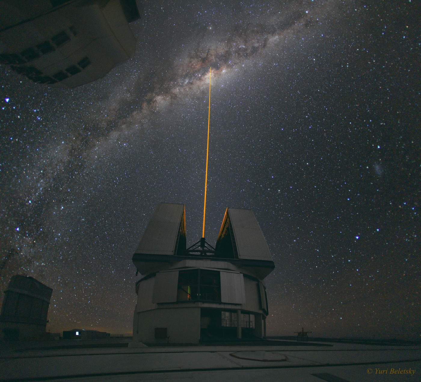 Adaptive optics in progress. VLT laser