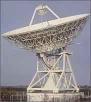 The 32-metre Telescope at Cambridge used both in MERLIN and the European VLBI Network