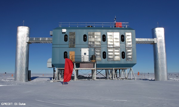 The IceCube neutrino observatory. CREDIT: Eli Duke December 2014