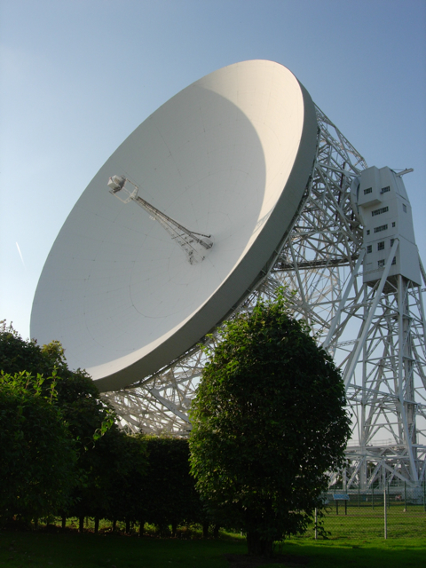 The 76.2-m Lovell radio telescope at the Jodrell Bank Observatory