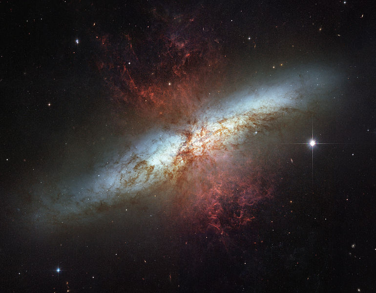 Starburst galaxy M82